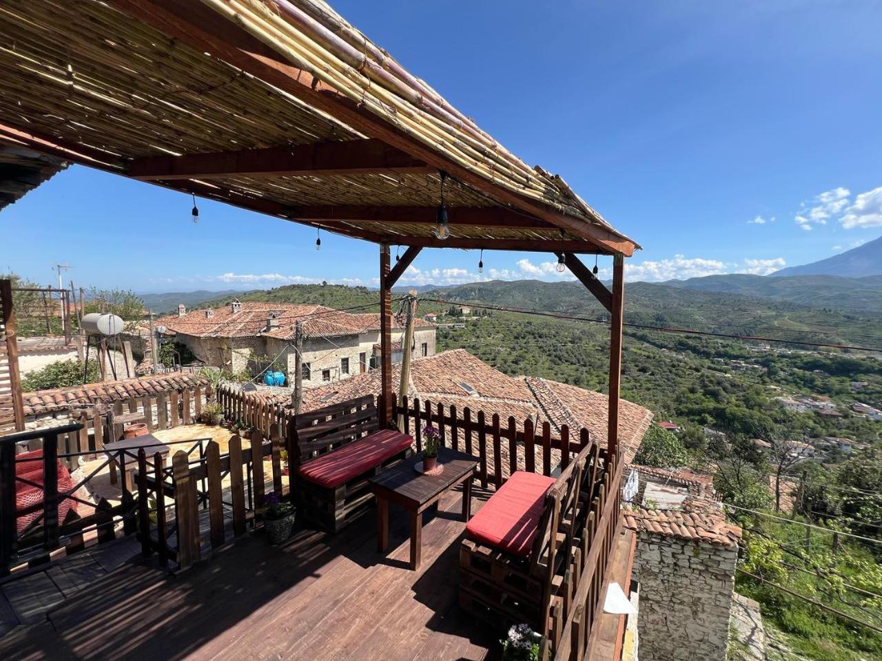 Guest House Maria - Berat Castle Exterior foto